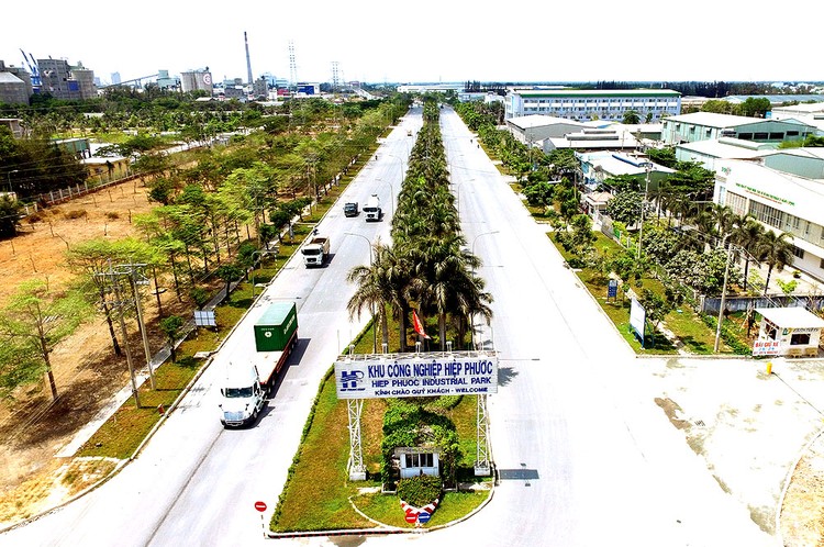 Tại Gói thầu XL2 do Công ty CP KCN Hiệp Phước mời thầu, có  2 trong 3 nhà thầu nộp HSDT không hợp lệ. Ảnh: Quốc Thái