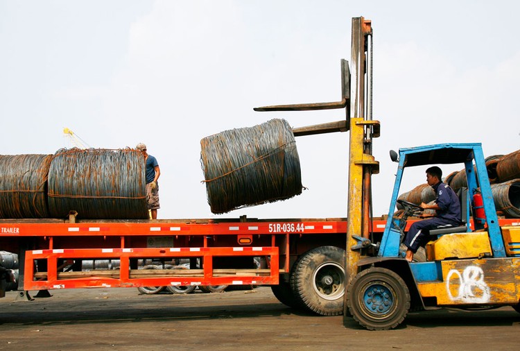 Theo Công ty CP Chứng khoán SSI, xu hướng bảo hộ có khả năng sẽ còn lan rộng là một trong những thách thức lớn mà ngành thép phải đối mặt trong năm 2020. Ảnh: Lê Tiên