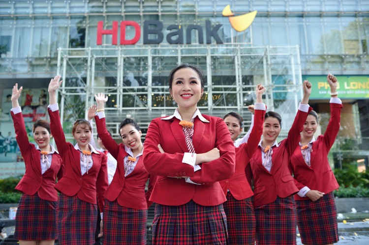 Tiếp tục “phủ sóng” trên cả nước, HDBank mở mới 18 điểm giao dịch và tuyển dụng 250 ứng viên