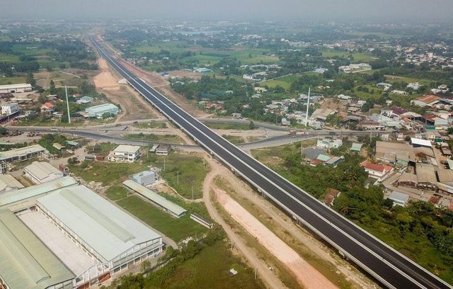 Sau thời gian dài đình trệ do vướng mắc về cơ chế thủ tục và nguồn vốn, Dự án ĐTXD đường cao tốc Bến Lức - Long Thành vừa hoàn thành lựa chọn nhà thầu thi công. Ảnh chỉ mang tính minh họa. Nguồn Internet