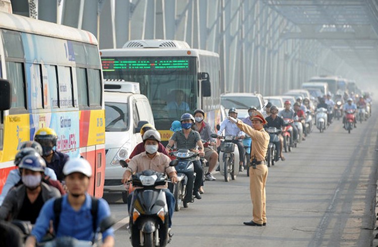 Bảo đảm trật tự, an toàn giao thông phục vụ nhu cầu đi lại của nhân dân dịp nghỉ lễ 30/4-01/5 và cao điểm du lịch hè 2024