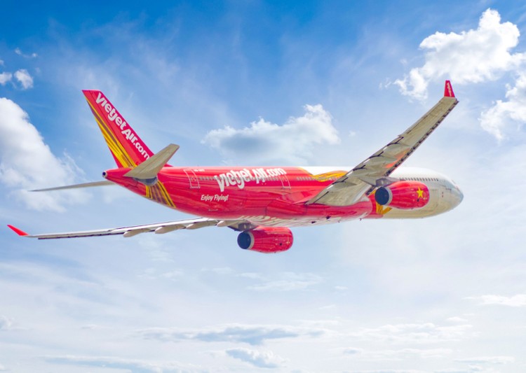 Đại diện cho ngành hàng không, Vietjet là doanh nghiệp xếp thứ 5 về doanh thu với 58,3 nghìn tỷ đồng