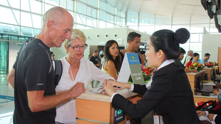 Chính sách miễn thị thực nhập cảnh Việt Nam cho công dân 12 nước được thực hiện kể từ ngày 15/3/2025 đến hết ngày 14/3/2028. Ảnh minh họa