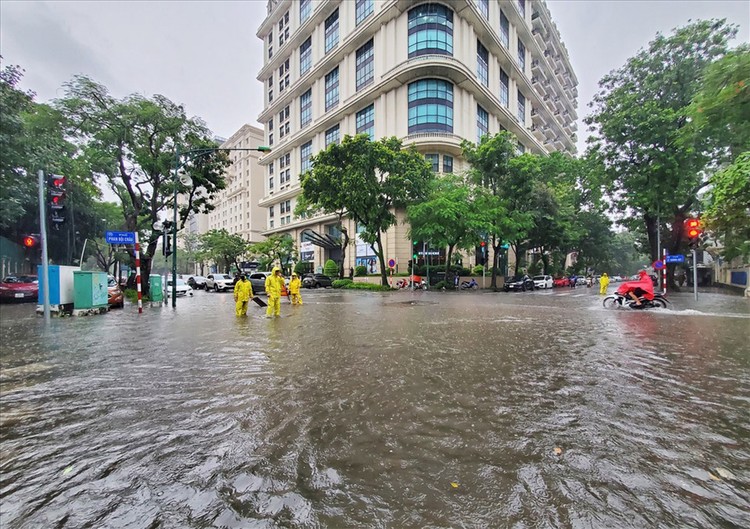 Hà Nội yêu cầu rà soát các điểm ngập, lụt trước mùa mưa bão