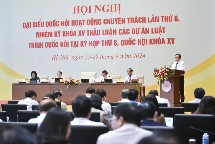 Chủ tịch Quốc hội Trần Thanh Mẫn phát biểu tại Hội nghị đại biểu Quốc hội hoạt động chuyên trách lần thứ 6, nhiệm kỳ Quốc hội khóa XV. Ảnh minh họa