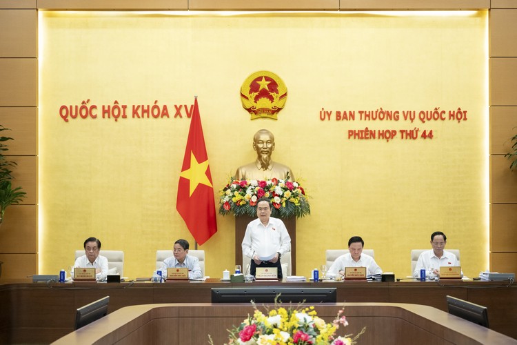 Ủy ban Thường vụ Quốc hội điều chỉnh chương trình lập pháp năm 2025 của Quốc hội