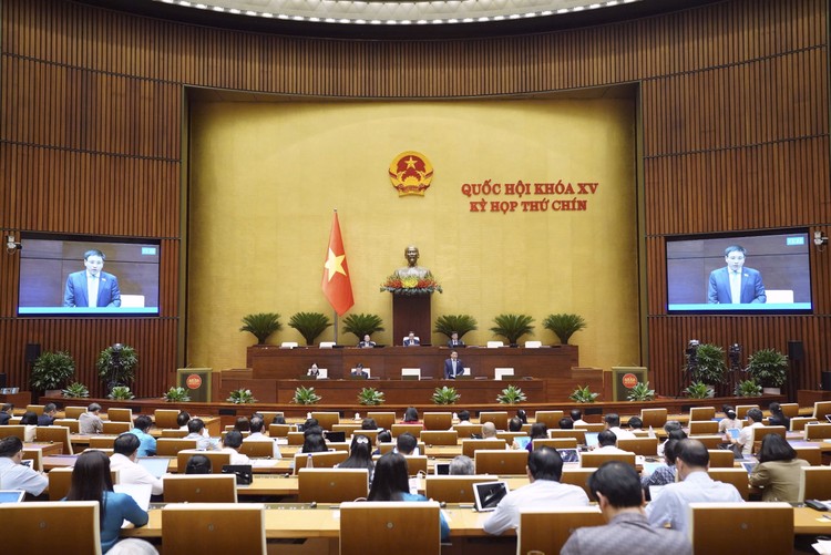 Ngày 14/5, Quốc hội thảo luận về sửa đổi Hiến pháp năm 2013 và Luật Tổ chức chính quyền địa phương