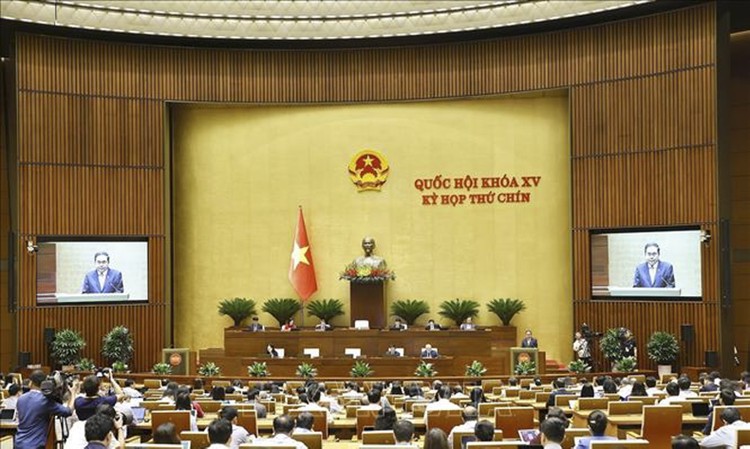 Chủ tịch Quốc hội Trần Thanh Mẫn chủ trì và điều hành phiên chất vấn và trả lời chất vấn của các đại biểu Quốc hội.