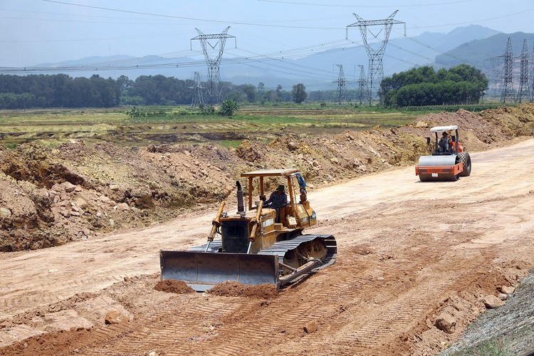 Dự kiến các lĩnh vực đầu tư của dự án PPP gồm: giao thông; điện; thủy lợi, cấp thoát nước, xử lý nước thải, chất thải; y tế, giáo dục; hạ tầng công nghệ thông tin. Ảnh: Tường Lâm