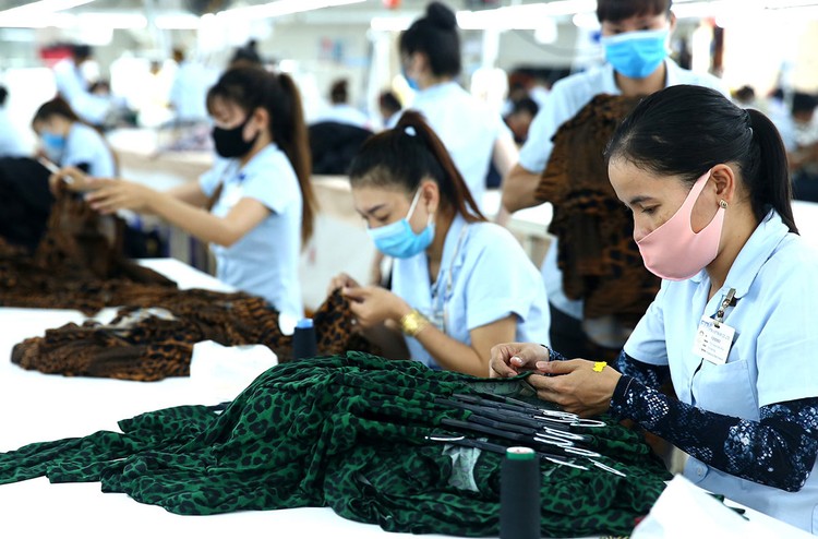 Tốc độ tăng trưởng kinh tế của Việt Nam cả năm 2020 ước đạt trên 2%, phấn đấu đạt khoảng 3%. Ảnh: Lê Tiên