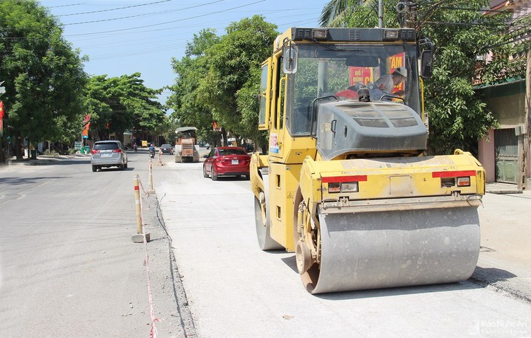 Điểm tin kế hoạch lựa chọn nhà thầu một số gói thầu lớn ngày 23/11