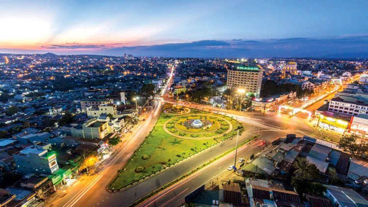 Hạ tầng giao thông dùng chung trong vùng Tây Nguyên chưa đạt yêu cầu cho phát triển. Ảnh: Phan Nguyên