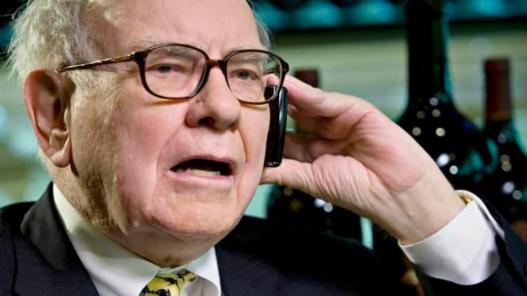 Warren Buffett vào năm 2008 - Ảnh: Bloomberg.