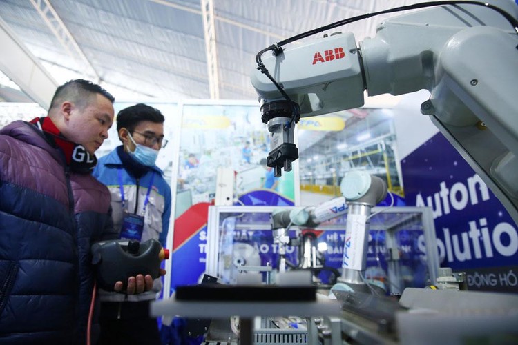 Năm 2022, hoạt động đầu tư M&A lĩnh vực công nghệ của Việt Nam có thể đạt con số khoảng 2 tỷ USD. Ảnh minh họa: Lê Công