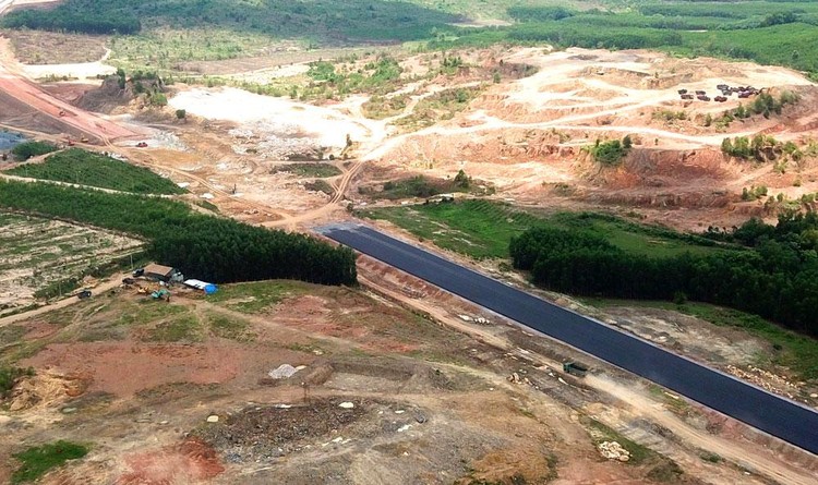 Gói thầu Xây dựng đường từ Trung tâm hành chính huyện Chơn Thành đi xã Quang Minh kết nối Khu công nghiệp Becamex (tỉnh Bình Phước) có dự toán hơn 90,9 tỷ đồng. Ảnh minh họa: Song Lê