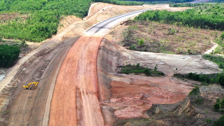 Gói thầu Thi công xây dựng thuộc Dự án Đường gom dọc Quốc lộ 27C Khu đô thị hành chính huyện Diên Khánh có giá gói thầu 21,494 tỷ đồng. Ảnh minh họa: Tiên Giang