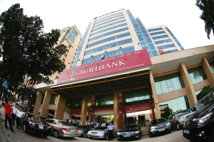 Agribank thuộc danh mục phải cổ phần hóa trong giai đoạn 2022 - 2025 với tỷ lệ cổ phần Nhà nước nắm giữ còn 65%. Ảnh: Lê Tiên