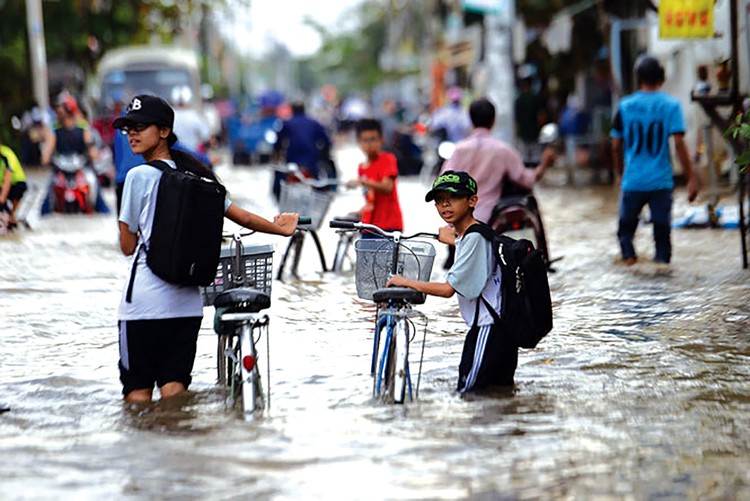 Gói thầu Xây dựng công trình hệ thống thoát nước đường Nhơn Đức - Phước Lộc có giá 43,689 tỷ đồng, thời gian thực hiện hợp đồng 440 ngày. Ảnh minh họa: HK