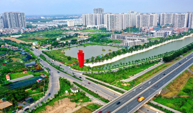 Tính đến cuối quý II/2023, 18 doanh nghiệp bất động sản niêm yết có tổng giá trị hàng tồn kho ở mức 281.187 tỷ đồng. Ảnh: Lê Tiên