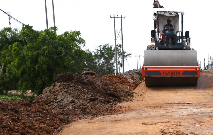 Gói thầu Chi phí xây dựng thuộc Dự án Đường Xẻo Đôi (tỉnh Kiên Giang) có giá 12,35 tỷ đồng, là công trình đường giao thông nông thôn loại B. Ảnh minh họa: Lê Tiên