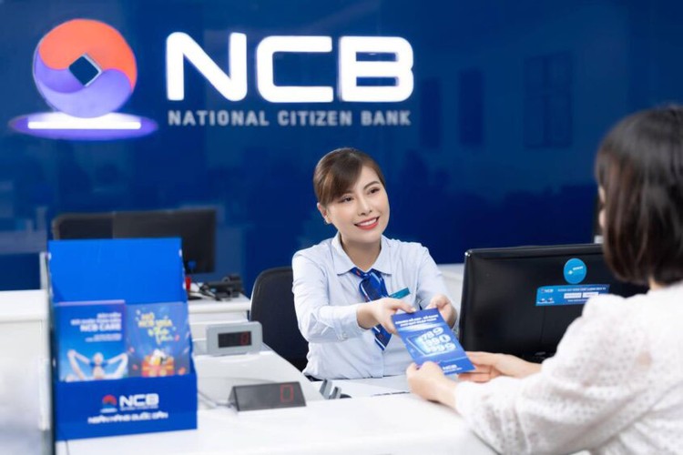 Sức khỏe doanh nghiệp hồi phục là cơ sở quan trọng nhất để các ngân hàng giảm bớt rủi ro nợ xấu, giảm áp lực trích lập dự phòng cũng như thúc đẩy tăng trưởng tín dụng. Ảnh: Song Lê