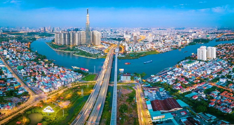 Dự thảo Báo cáo quy hoạch TP.HCM thời kỳ 2021 - 2030, tầm nhìn đến năm 2050 đưa ra kịch bản phát triển không gian TP.HCM với 1 đô thị trung tâm, 1 thành phố (Thủ Đức) và 3 đô thị song hành. Ảnh: Đông Giang