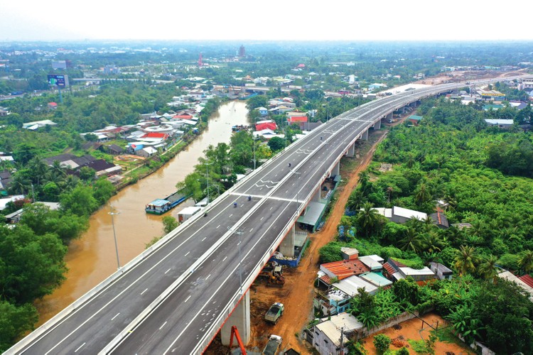 Việc ban hành quy chuẩn kỹ thuật quốc gia sẽ giúp cho công tác đầu tư, vận hành, bảo dưỡng cũng như nâng cấp đường cao tốc bài bản, thuận lợi hơn. Ảnh: Lê Tiên