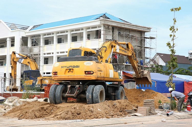 Hai gói thầu tại Trường Tiểu học Bình Đức (Tiền Giang) đã chọn được nhà thầu . Ảnh minh họa: Nhã Chi