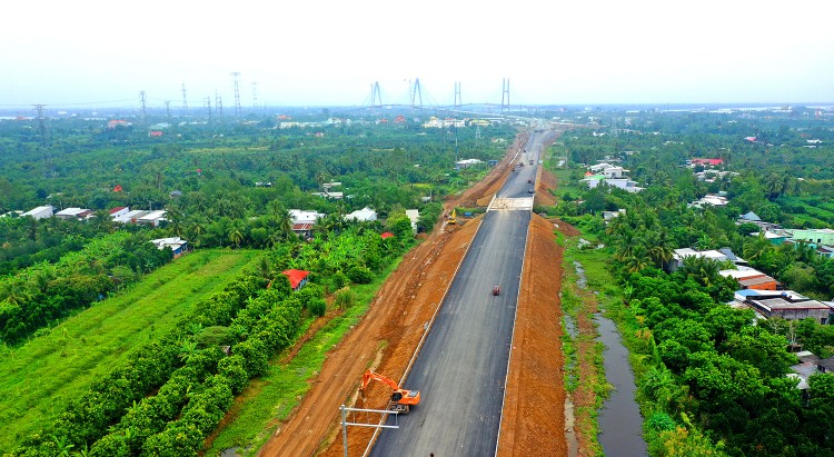 Thanh toán vốn đầu tư công từ đầu năm đến ngày 31/5/2024 ước đạt 148.284,757 tỷ đồng, tương đương 22,34% kế hoạch Thủ tướng Chính phủ giao. Ảnh: Lê Tiên