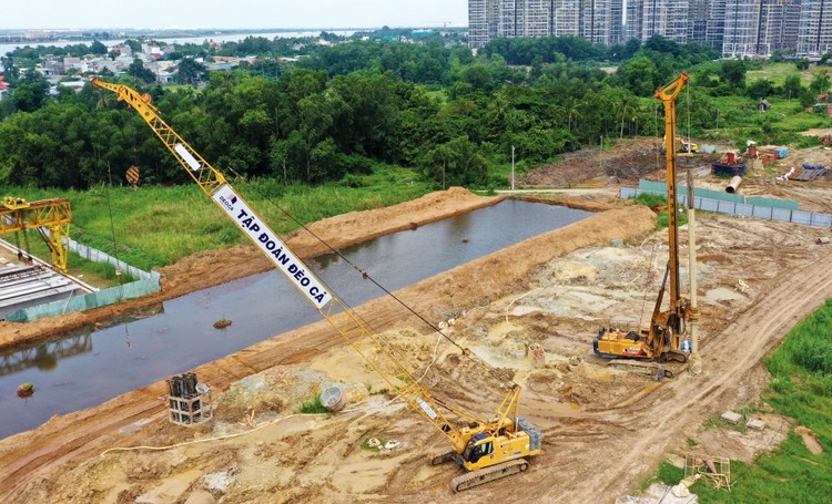 Vốn đầu tư công là tiền của Nhà nước, của nhân dân, phải sử dụng hiệu quả nhất, không chậm trễ, không lãng phí. Ảnh: Lê Tiên