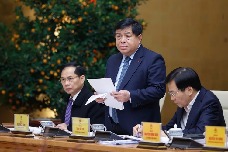 Bộ trưởng Bộ Kế hoạch và Đầu tư Nguyễn Chí Dũng phát biểu tại Hội nghị