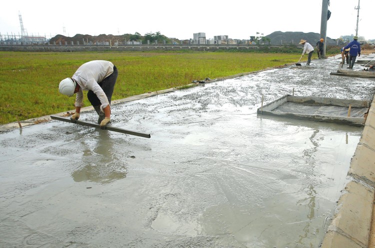 Gói thầu số 2 Thi công xây dựng + đảm bảo an toàn giao thông tại huyện Yên Mô, tỉnh Ninh Bình có giá 10,3 tỷ đồng. Ảnh minh họa: Tiên Giang