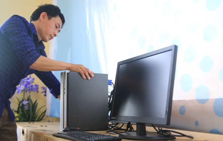 Gói thầu trang thiết bị dạy học phục vụ Chương trình giáo dục phổ thông 2018 (năm học 2023 - 2024) tại huyện Đức Linh (Bình Thuận) có dự toán 6,541 tỷ đồng. Ảnh minh họa: Nhã Chi