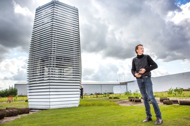 Ông Daan Roosegaarde - Ảnh: Studio Roosegaarde