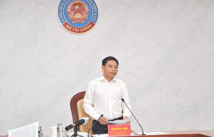Bộ trưởng Bộ Tài chính Nguyễn Văn Thắng 