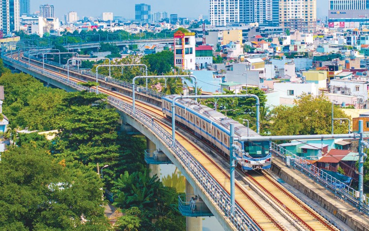 Tuyến Metro số 5 sẽ kết nối với Metro số 1 và Metro số 2 để tạo thành hệ thống vận chuyển hành khách trên các tuyến đường có mật độ giao thông cao nhất TP.HCM. Ảnh: Song Lê