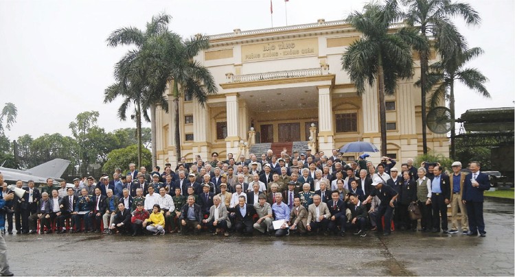 Một cuộc gặp mặt thường niên của các cựu chiến binh sinh viên nhập ngũ năm 1970