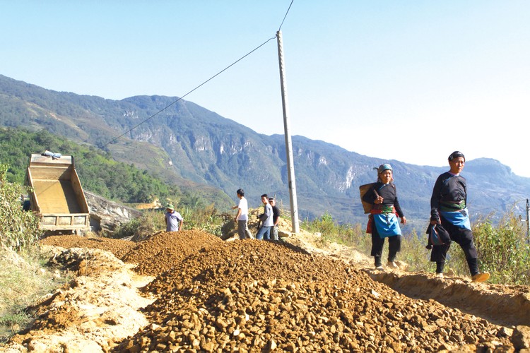 Giải ngân vốn sự nghiệp từ ngân sách trung ương thực hiện các chương trình mục tiêu quốc gia mới đạt 1,5% tổng dự toán thực hiện trong năm. Ảnh: Lê Tiên