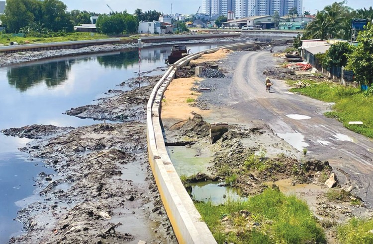 Dự án Xây dựng hạ tầng và cải tạo môi trường kênh Tham Lương - Bến Cát - rạch Nước Lên dự kiến hoàn thành, đưa vào sử dụng trong năm 2025. Ảnh: Thu Hồng