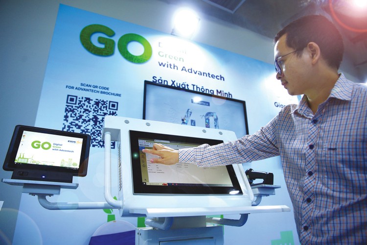 Nhiều quy định mới được đề xuất để đẩy mạnh thu hút nguồn lực từ khu vực tư nhân vào lĩnh vực khoa học công nghệ, đổi mới sáng tạo, chuyển đổi số. Ảnh: Lê Tiên
