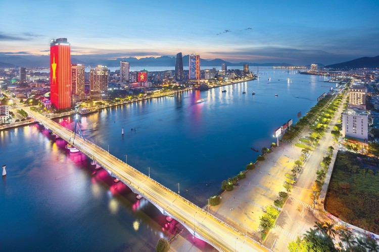 Trung tâm tài chính quốc tế được đặt tại TP.HCM và TP. Đà Nẵng dựa trên cơ sở tiềm năng lợi thế của 2 thành phố này để có sự phân công rõ ràng, phát triển hài hòa, bổ sung cho nhau. Ảnh minh họa: Vũ Long