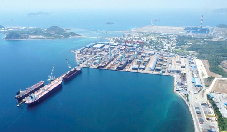 Việc thu hút đầu tư vào các dự án khu đô thị tại Khu kinh tế Vân Phong và Khu kinh tế Dung Quất được kỳ vọng góp phần tạo động lực phát triển kinh tế mạnh mẽ cho Khánh Hòa và Quảng Ngãi. Ảnh: Hà Minh