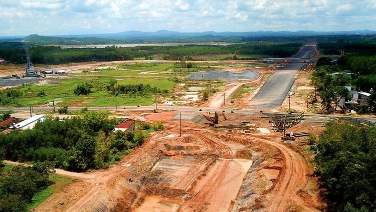 Trong năm 2023, Bà Rịa - Vũng Tàu ưu tiên triển khai các dự án hạ tầng giao thông kết nối liên vùng và các dự án trọng điểm. Ảnh: Tiên Giang