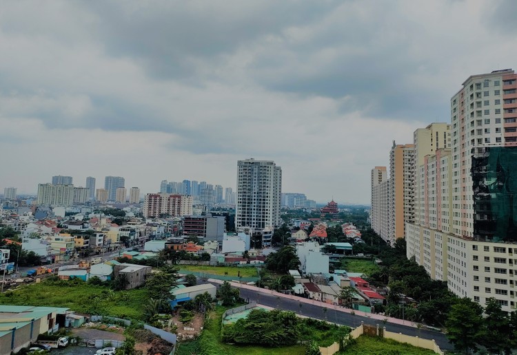 Từ đây đến cuối năm, sẽ có nhiều doanh nghiệp bất động sản khởi động triển khai xây dựng dự án nhà ở. Ảnh: Bảo Tín