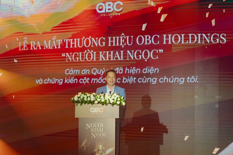 Ông Trần Văn Hiếu – Tổng Giám đốc OBC Holdings phát biểu tại buổi lễ ra mắt